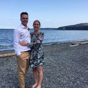 Meet your Posher, Hayley